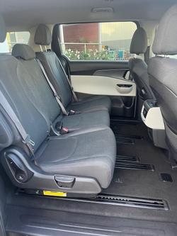 2022 Kia Carnival S