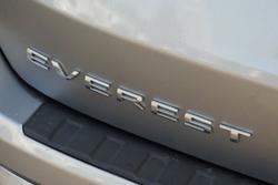 2025 Ford Everest Platinum