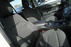 2025 Ford Everest Ambiente