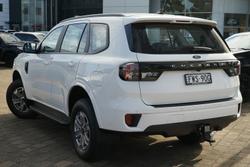 2025 Ford Everest Ambiente