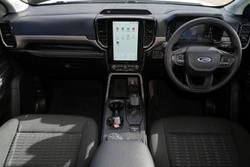 2025 Ford Everest Ambiente