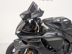 2025 YAMAHA YZF-R1 Black