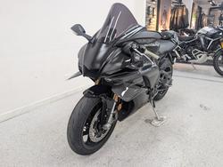 2025 YAMAHA YZF-R1 Black