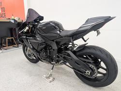 2025 YAMAHA YZF-R1 Black