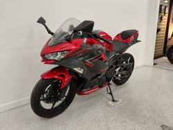 2019 Kawasaki NINJA 400 Red