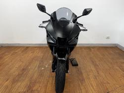 2025 Yamaha YZF-R3 Black
