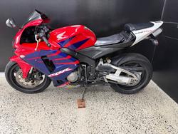 2005 Honda CBR600RR RED
