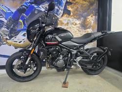 2025 Triumph TRIDENT 660 BLACK