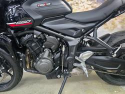 2025 Triumph TRIDENT 660 BLACK