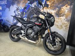2025 Triumph TRIDENT 660 BLACK