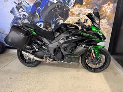 2023 Kawasaki NINJA 1000SX GREEN