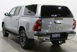 2021 Toyota Hilux SR5