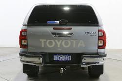 2021 Toyota Hilux SR5