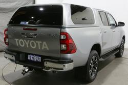 2021 Toyota Hilux SR5