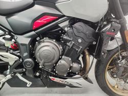 2026 Triumph Trident 800 Trident Grey