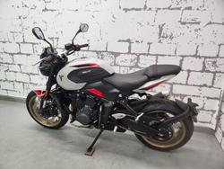 2026 Triumph Trident 800 Trident Grey