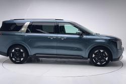 2024 Kia Carnival GT-Line