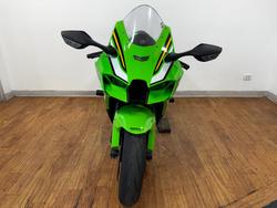 2025 Kawasaki NINJA ZX-10R GREEN