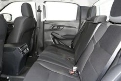 2025 Isuzu D-MAX SX