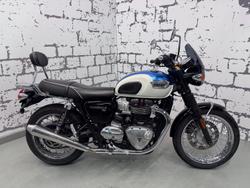 Triumph Bonneville T100 (900CC)
