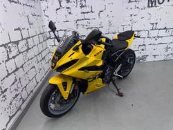 2025 Suzuki GSX-8R GSX-R Yellow