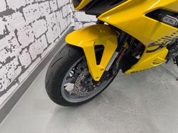 2025 Suzuki GSX-8R GSX-R Yellow