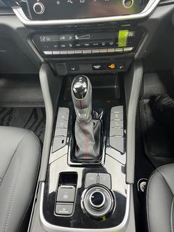 2025 Isuzu MU-X X-TERRAIN