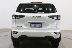 2022 Isuzu MU-X LS-M