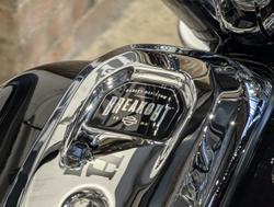 2024 Harley-Davidson Breakout 117 (FXBR) Softail Grey