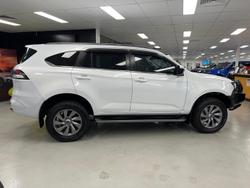 2021 Isuzu MU-X LS-U
