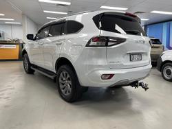 2021 Isuzu MU-X LS-U