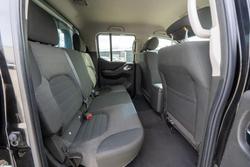 2012 Nissan Navara ST