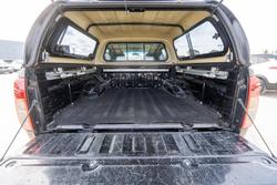 2012 Nissan Navara ST