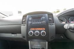 2012 Nissan Navara ST