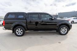 2012 Nissan Navara ST