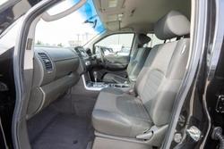 2012 Nissan Navara ST