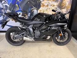 Yamaha YZF-R7LA