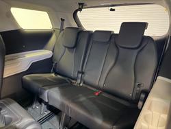 2023 Kia Carnival SLi