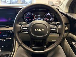 2023 Kia Carnival SLi