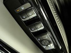 2023 Kia Carnival SLi