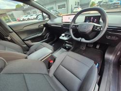 2024 MG MG4 Excite 51