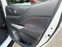 2015 NISSAN NAVARA ST (4x2)