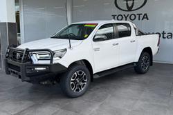 2021 Toyota Hilux SR5