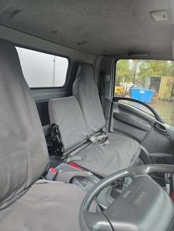 2008 Isuzu Npr 300 Medium Service Truck