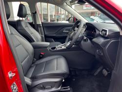 2025 MG ZS Essence Turbo ZS32 MY25 Diamond Red