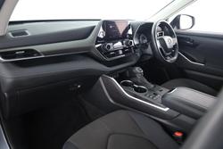 2023 Toyota Kluger GX