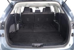2023 Toyota Kluger GX