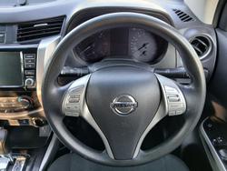 2020 Nissan Navara SL