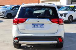 2016 Mitsubishi Outlander LS
