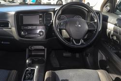 2016 Mitsubishi Outlander LS